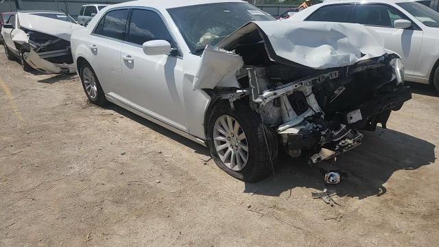 2013 Chrysler 300 VIN: 2C3CCAAG6DH710001 Lot: 64288355