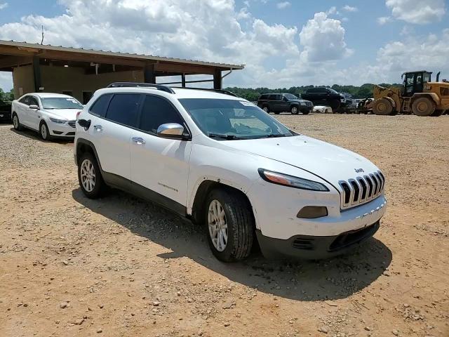 2015 Jeep Cherokee Sport VIN: 1C4PJLAB0FW701172 Lot: 64604295