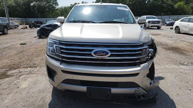 2018 Ford Expedition Xlt VIN: 1FMJU1JT0JEA23799 Lot: 64293415