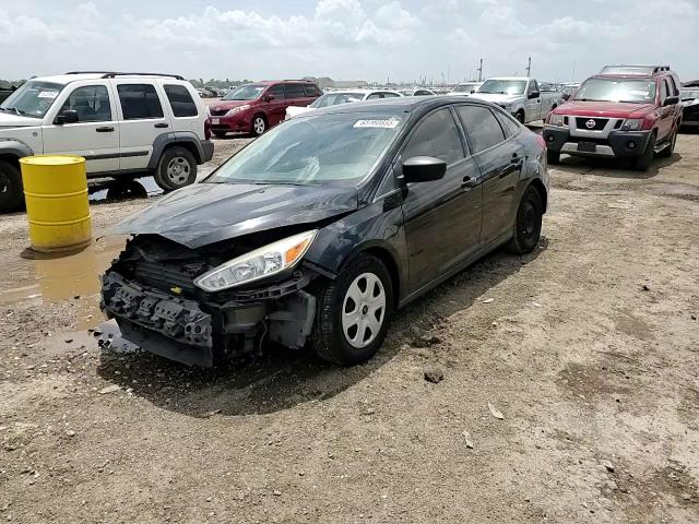 2018 Ford Focus S VIN: 1FADP3E2XJL330744 Lot: 65160855