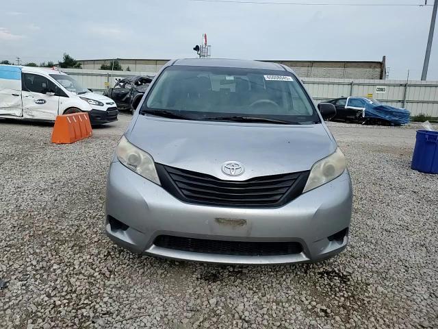 2011 Toyota Sienna Base VIN: 5TDKA3DC7BS002582 Lot: 65008045