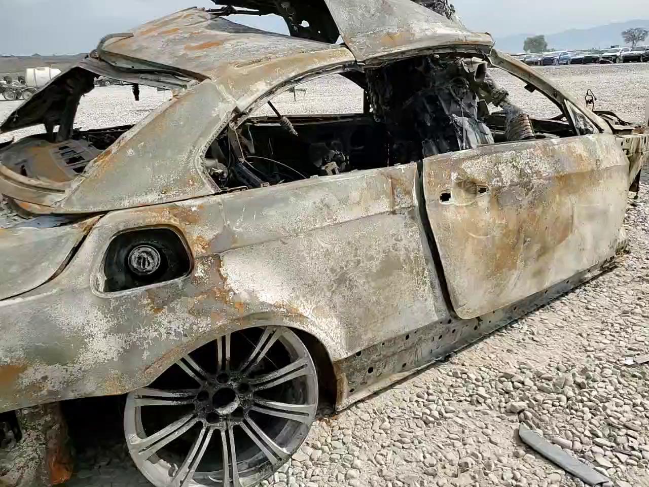 Фото: WBSWL93549P332405