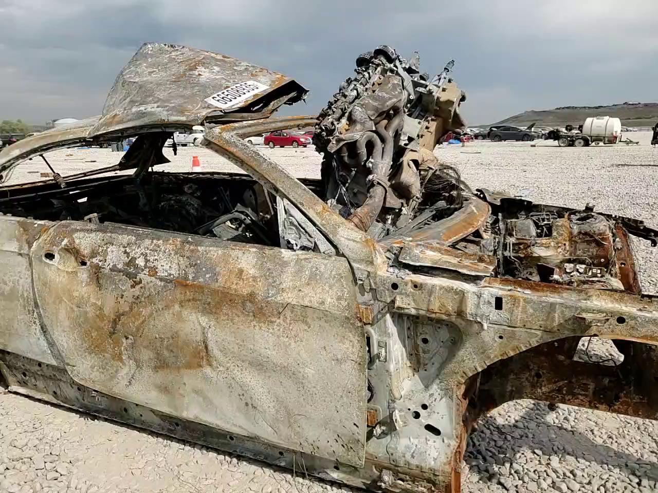 Фото: WBSWL93549P332405