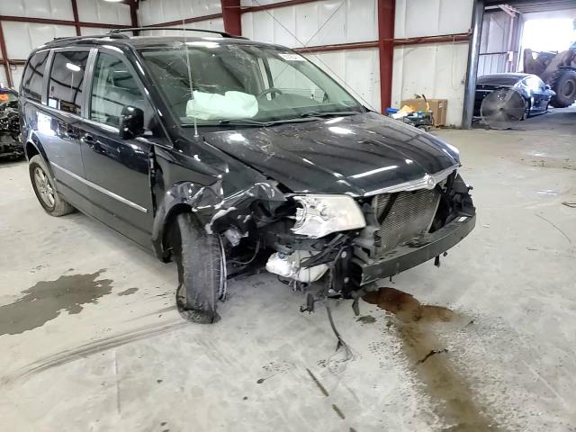 2009 Chrysler Town & Country Touring VIN: 2A8HR54199R633861 Lot: 65095435