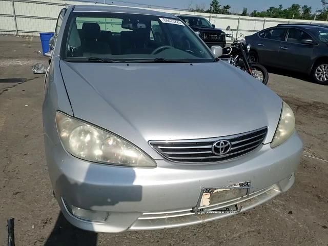 2005 Toyota Camry Le VIN: 4T1BE30K15U961344 Lot: 64476225