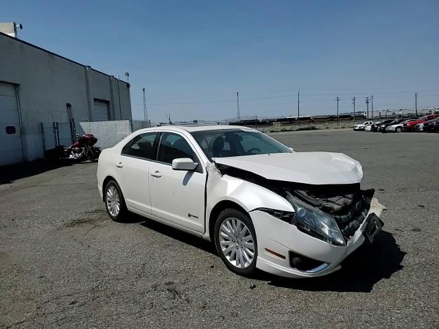 2010 Ford Fusion Hybrid VIN: 3FADP0L34AR137064 Lot: 65275325
