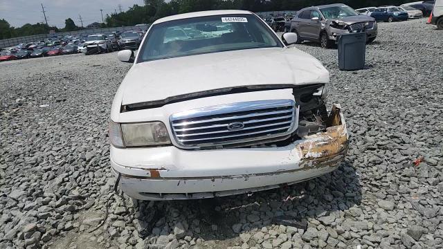 2000 Ford Crown Victoria Lx VIN: 2FAFP74W7YX187933 Lot: 64244055