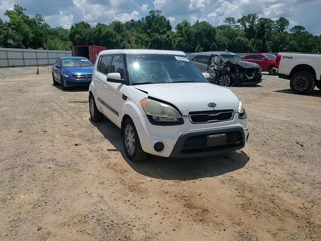 2012 Kia Soul + VIN: KNDJT2A68C7398340 Lot: 63453955