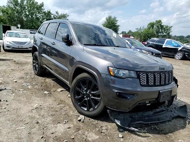 2018 Jeep Grand Cherokee Laredo VIN: 1C4RJFAG3JC319427 Lot: 64990775