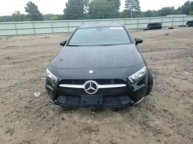 2019 Mercedes-Benz A 220 VIN: WDD3G4EB3KW011817 Lot: 63469425
