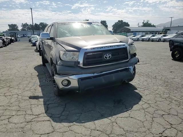 2011 Toyota Tundra Crewmax Sr5 VIN: 5TFEY5F1XBX099870 Lot: 63515635