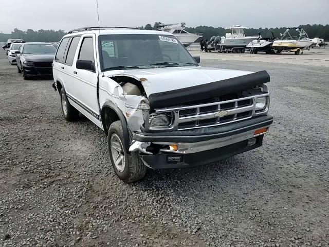 1994 Chevrolet Blazer S10 VIN: 1GNCS13W4R0182822 Lot: 64364725