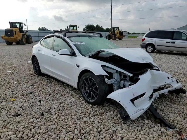 2022 Tesla Model 3 VIN: 5YJ3E1EB4NF132895 Lot: 64311285