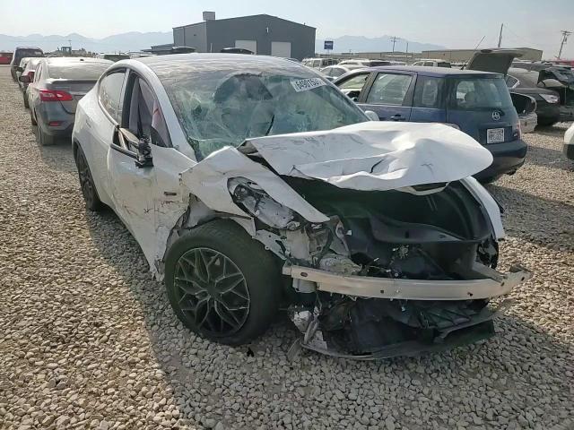 2024 Tesla Model Y VIN: 7SAYGAEE2RF168684 Lot: 64901535