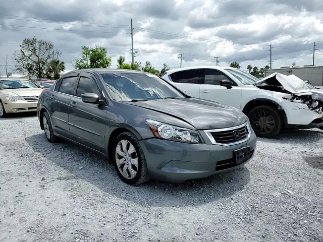 2008 Honda Accord Exl VIN: 1HGCP26808A135049 Lot: 65126055