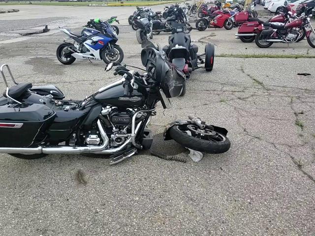 2021 Harley-Davidson Flhx VIN: 1HD1KBC10MB673720 Lot: 63605965