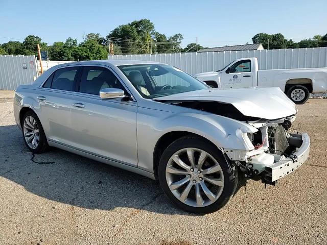 2019 Chrysler 300 Touring VIN: 2C3CCAAG0KH590970 Lot: 64607505
