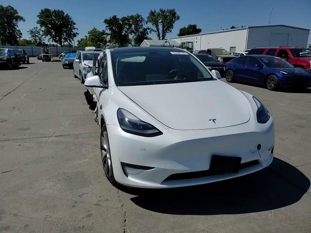 2023 Tesla Model Y VIN: 7SAYGDEE8PF644791 Lot: 64689735