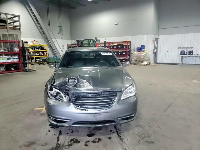 2013 Chrysler 200 Limited VIN: 1C3CCBCG8DN503913 Lot: 64414875