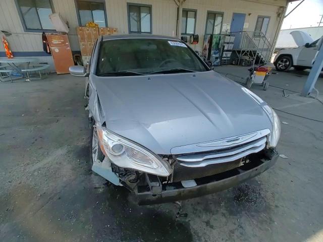 2013 Chrysler 200 Lx VIN: 1C3CCBAB6DN705639 Lot: 63688945