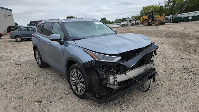 2020 Toyota Highlander Hybrid Platinum VIN: 5TDEBRCH9LS003972 Lot: 65429085