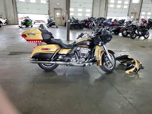 2017 Harley-Davidson Fltru VIN: 1HD1KGD10HB647975 Lot: 65627035