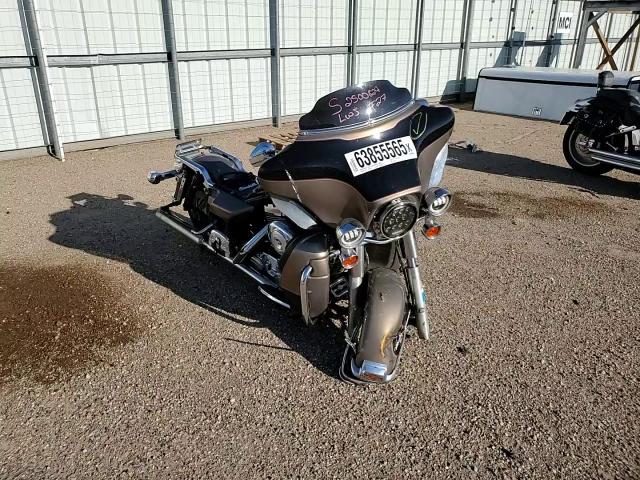 2004 Harley-Davidson Flhtcui VIN: 1HD1FCW174Y631225 Lot: 63855565
