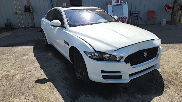 2017 Jaguar Xe Premium VIN: SAJAD4BV5HA968949 Lot: 63670145