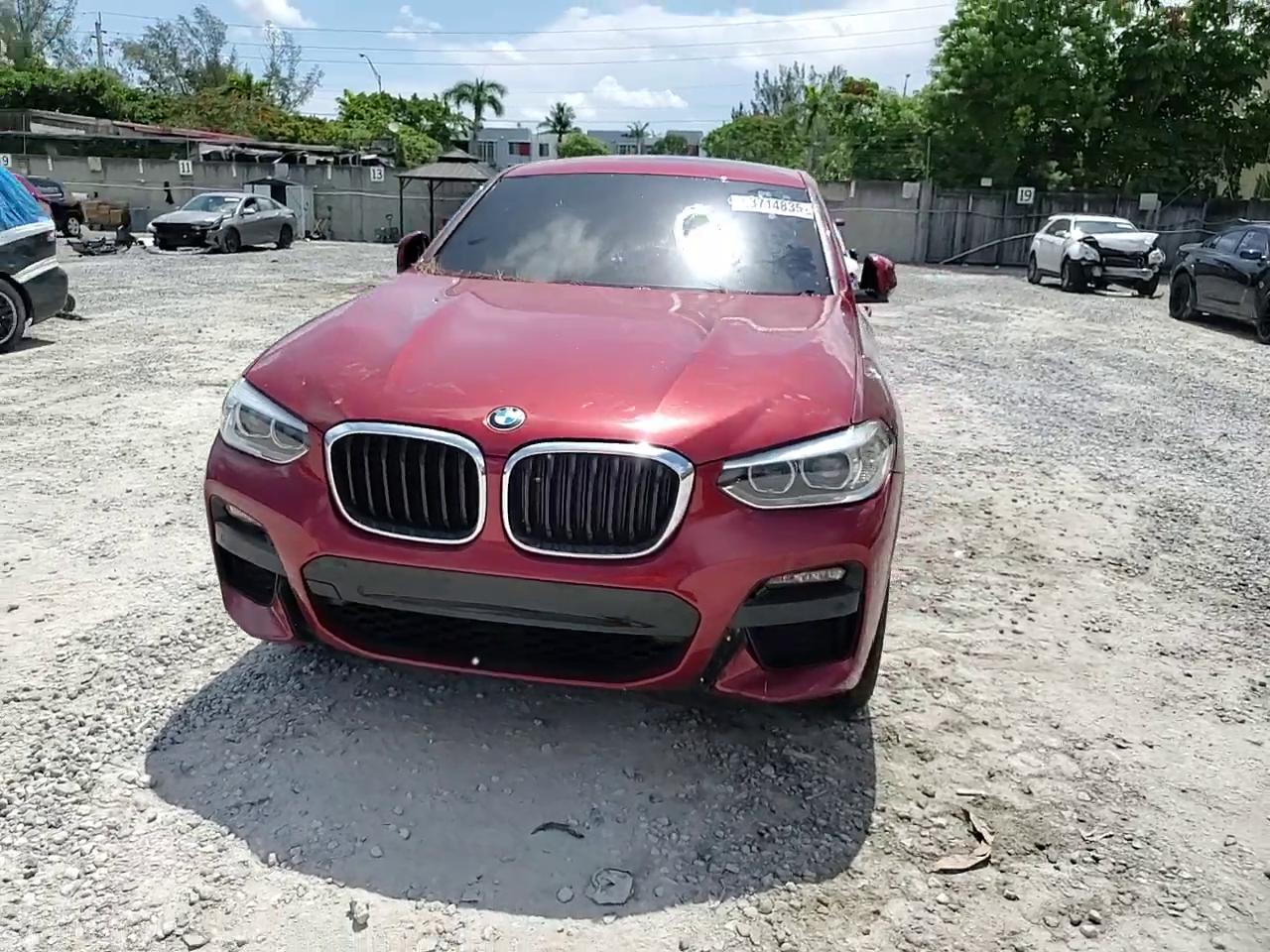 Фото: 5UX2V1C03L9D42099