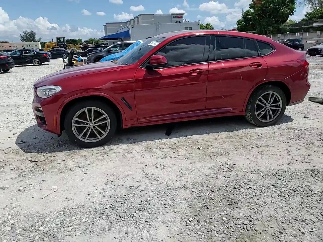 Фото: 5UX2V1C03L9D42099