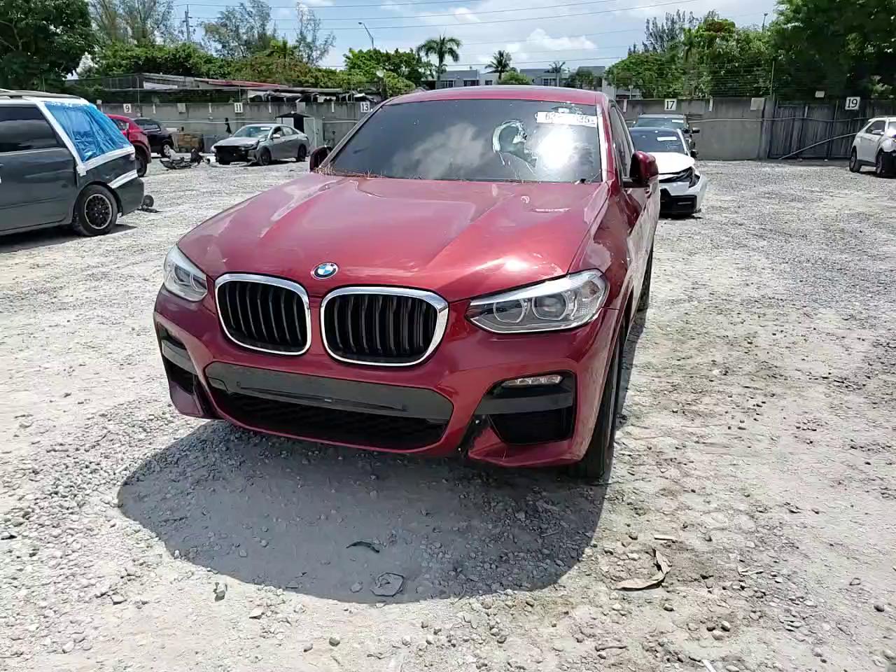 Фото: 5UX2V1C03L9D42099