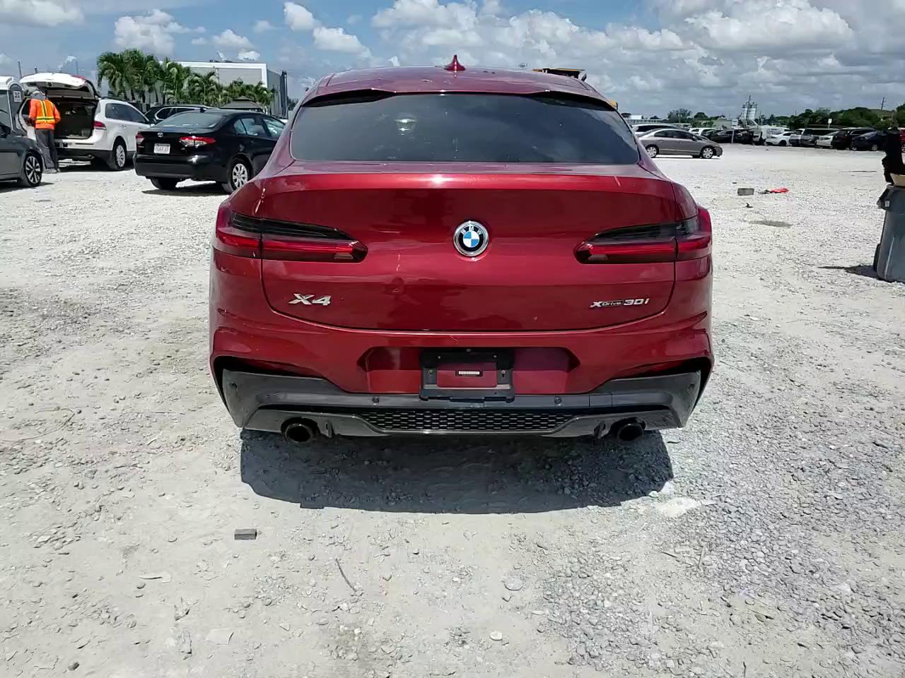 Фото: 5UX2V1C03L9D42099