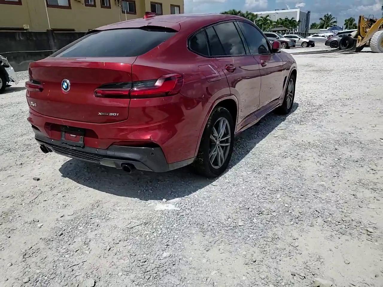 Фото: 5UX2V1C03L9D42099