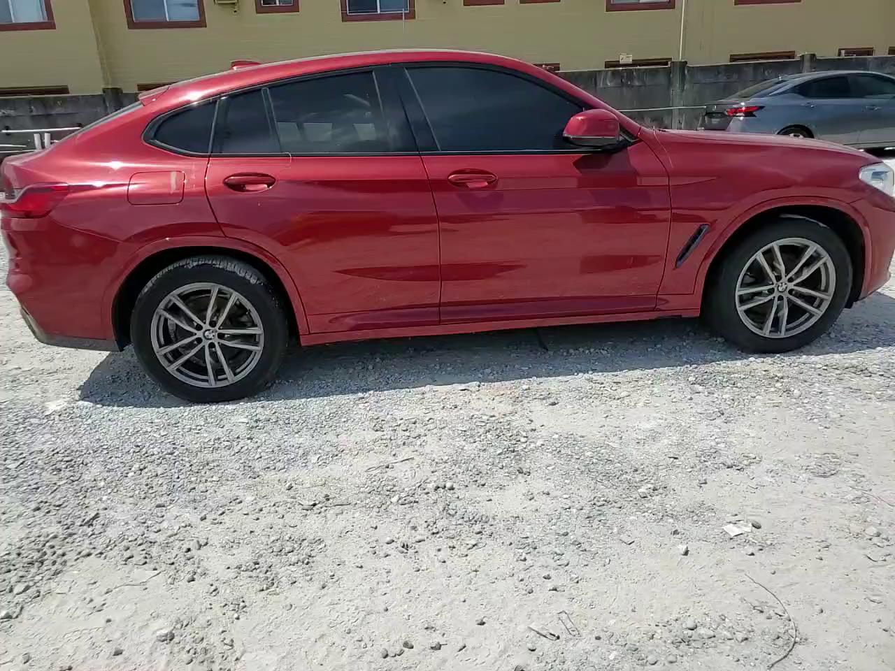 Фото: 5UX2V1C03L9D42099