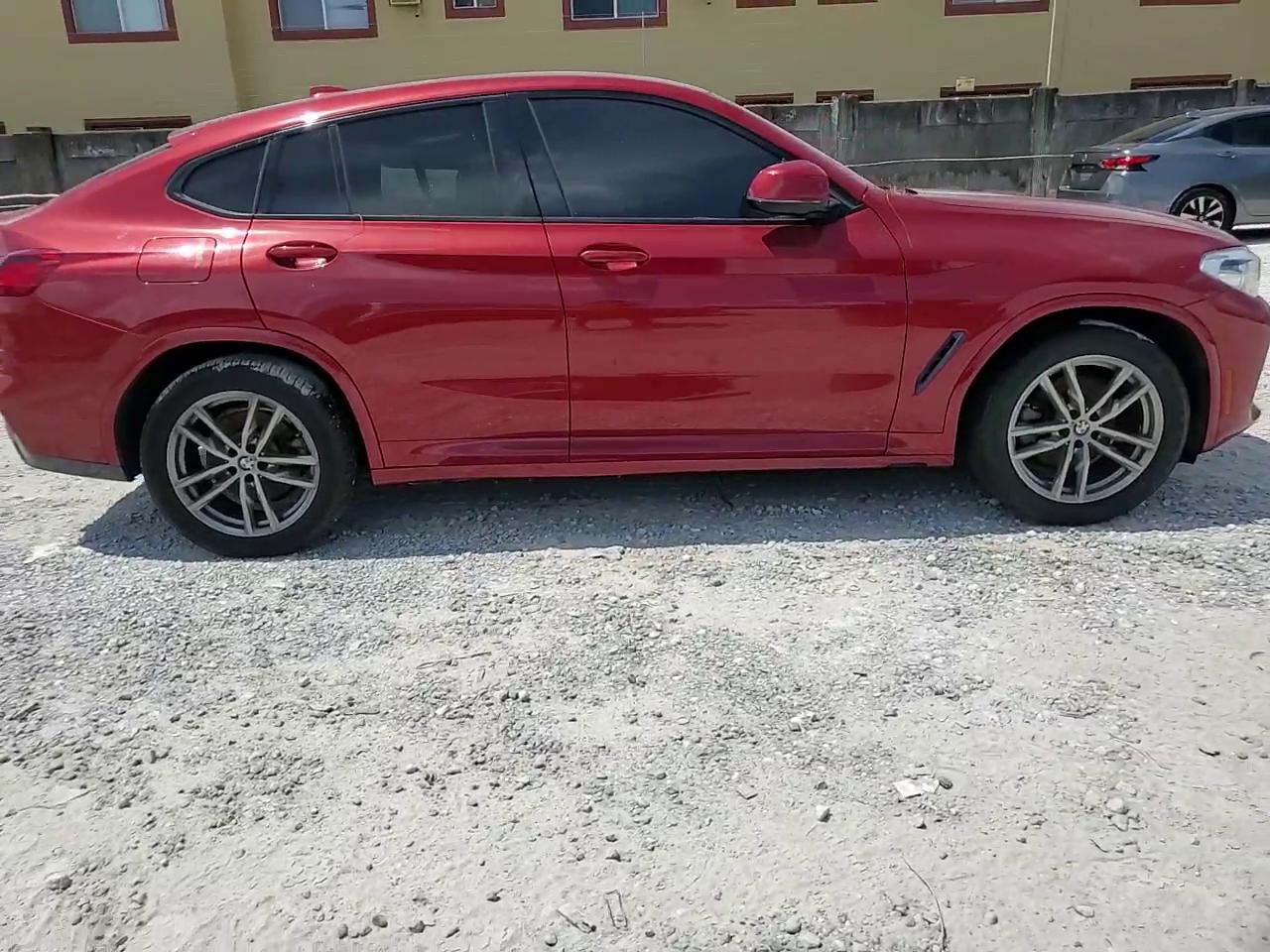 Фото: 5UX2V1C03L9D42099