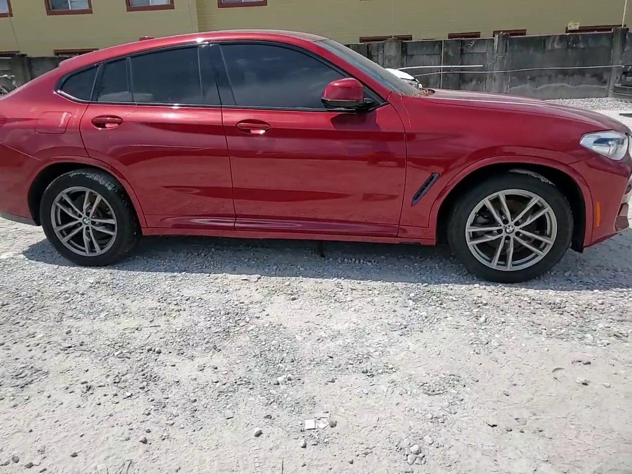 Фото: 5UX2V1C03L9D42099