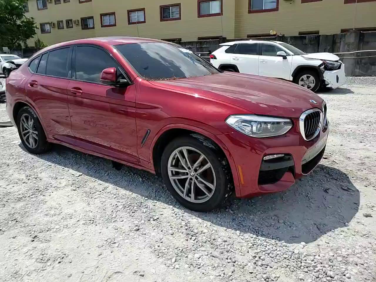 Фото: 5UX2V1C03L9D42099