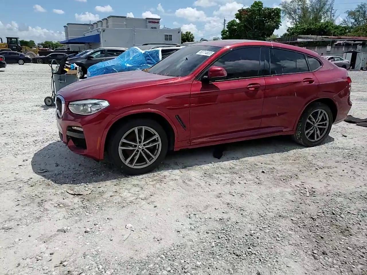 Фото: 5UX2V1C03L9D42099