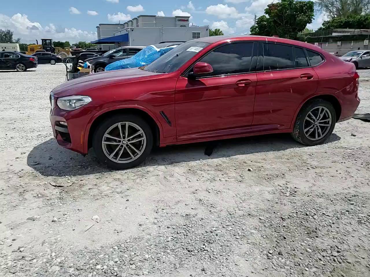 Фото: 5UX2V1C03L9D42099