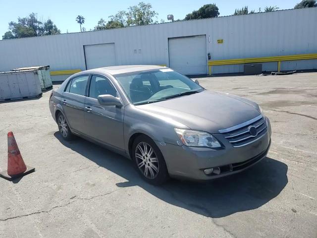 2005 Toyota Avalon Xl VIN: 4T1BK36B35U052442 Lot: 65134335