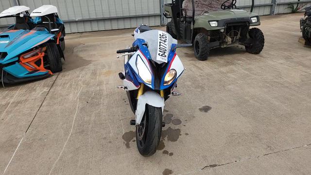 2015 BMW S 1000 Rr VIN: WB10D2101FZ352701 Lot: 64077435