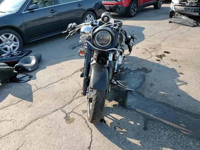 2002 Harley-Davidson Flhpi VIN: 1HD1FHW182Y610037 Lot: 63190525