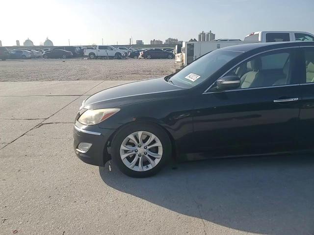 2013 Hyundai Genesis 3.8L VIN: KMHGC4DD3DU214520 Lot: 64230275