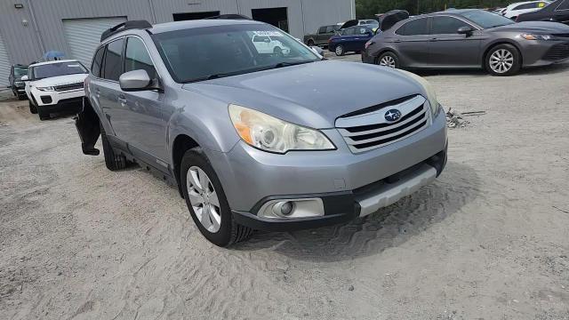 2010 Subaru Outback 2.5I Limited VIN: 4S4BRCKC2A3361779 Lot: 64068135