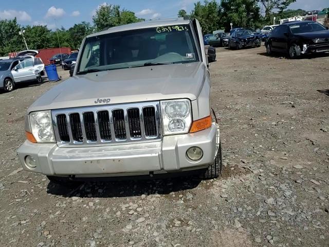 2008 Jeep Commander Sport VIN: 1J8HG48K78C162318 Lot: 63989235