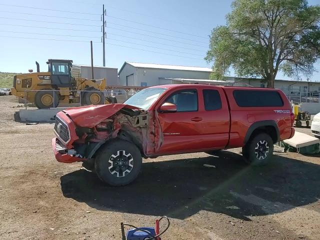 2018 Toyota Tacoma Access Cab VIN: 5TFSZ5AN4JX138400 Lot: 63099445