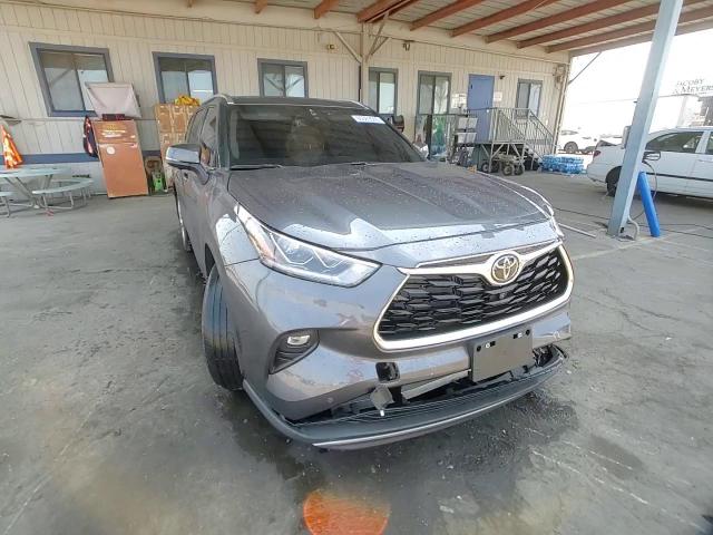 2024 Toyota Highlander Le VIN: 5TDKDRBH3RS541297 Lot: 65589555