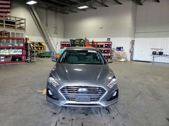 2018 Hyundai Sonata Se VIN: 5NPE24AF8JH611747 Lot: 63620175