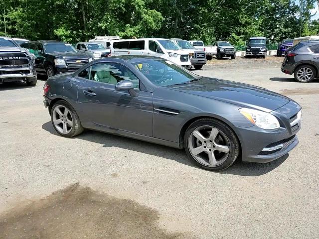 2012 Mercedes-Benz Slk 250 VIN: WDDPK4HA1CF038227 Lot: 63424985