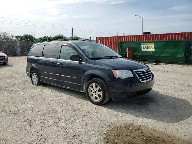2008 Chrysler Town & Country Touring VIN: 2A8HR54P88R651447 Lot: 64588815
